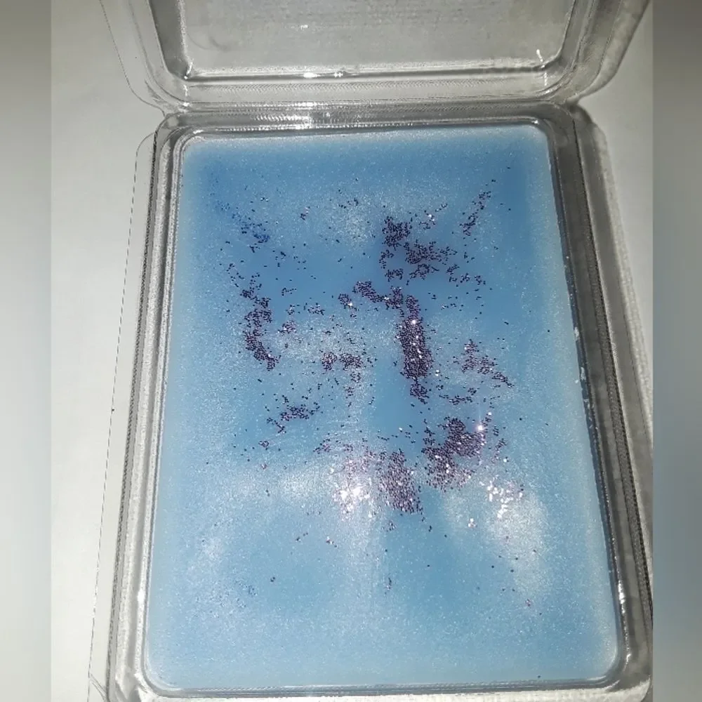 HAND crafted brand new Floral Mischief waxmelt tarts